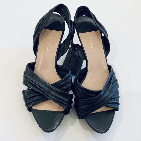 Furla leather kitten heels NEW - Picture 1 of 7